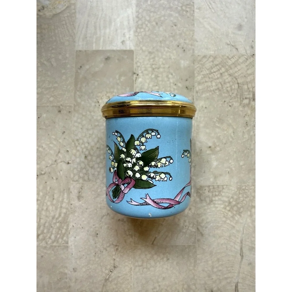 HALCYON DAYS‎ ENAMEL BOX - BOUQUETS OF LILY OF THE VALLEY - FLOWERS - RIBBONS